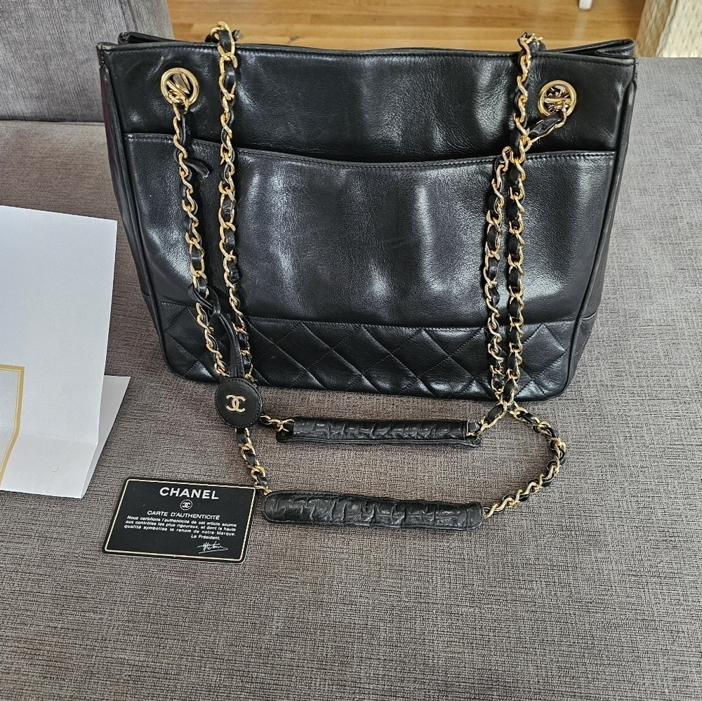 CHANEL Chain Tote Shoulder Crossbody Bag Lambskin Black 100% Authentic Guarantee